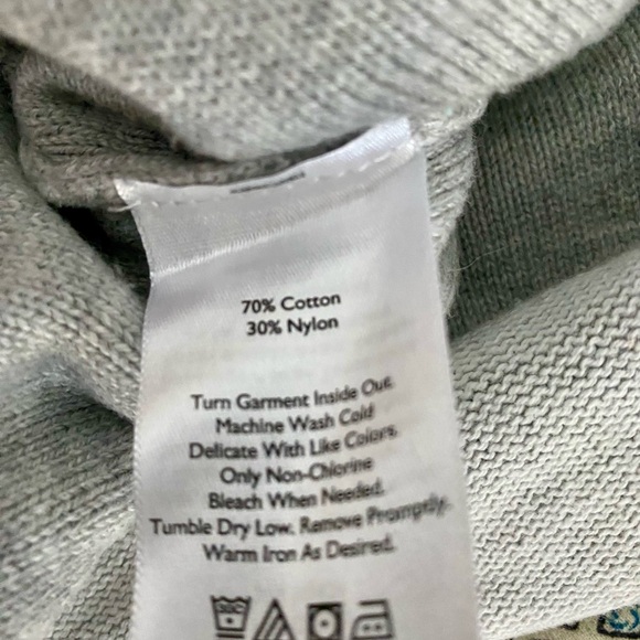 Eddie Bauer Heather Gray V-Neck hooded Sweater - Picture 7 of 7